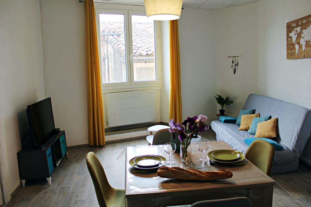 Appartement Le Mimosa - Apparts Cosy Villeneuve-de-Berg Buitenkant foto